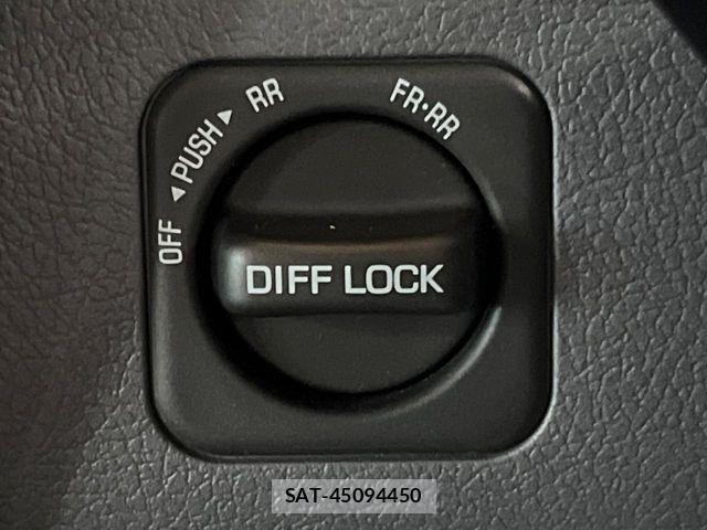 Toyota Land Cruiser 70 2026-04 6716447-5