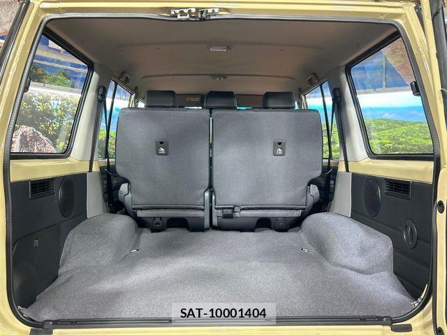 Toyota Land Cruiser 70 2025-09 6752130-9