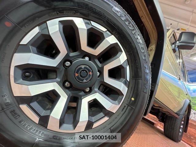 Toyota Land Cruiser 70 2025-09 6752130-12