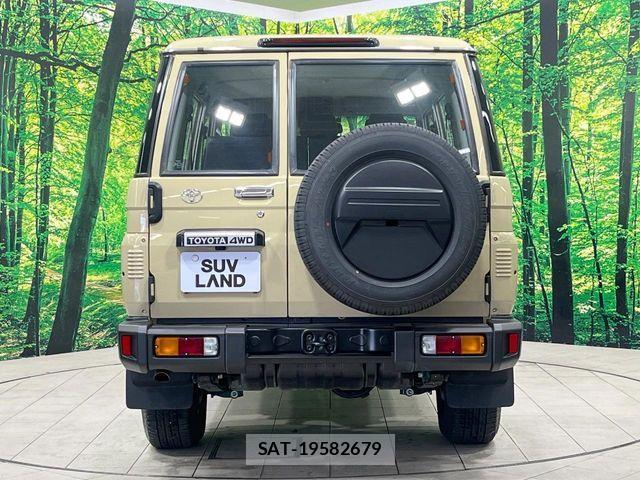 Toyota Land Cruiser 70 2025-02 6815576-14