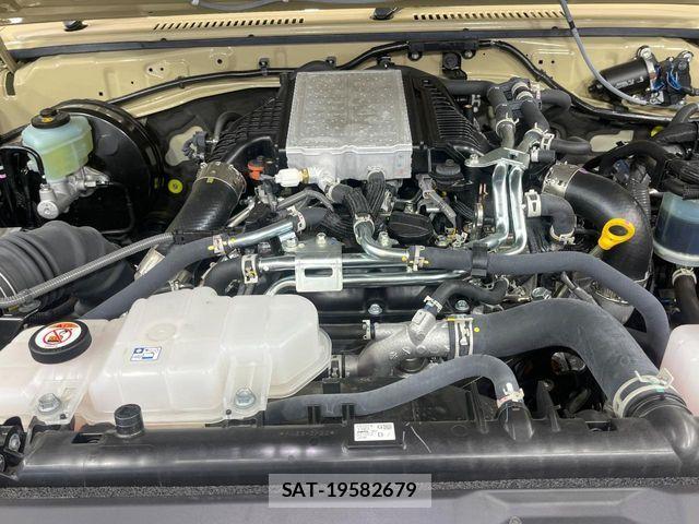 Toyota Land Cruiser 70 2025-02 6815576-17