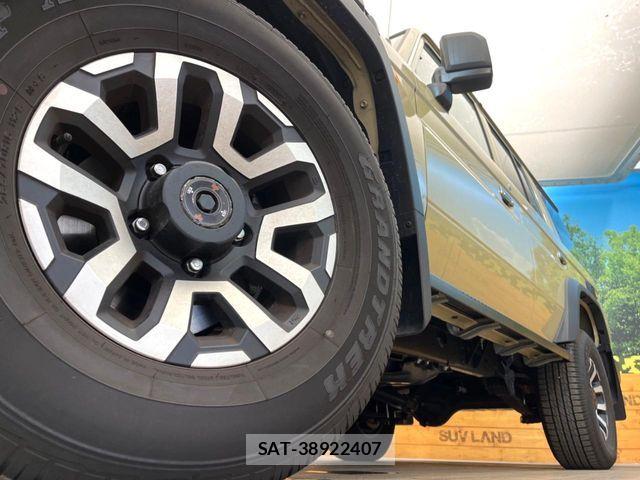 Toyota Land Cruiser 70 2025-07 6994684-12