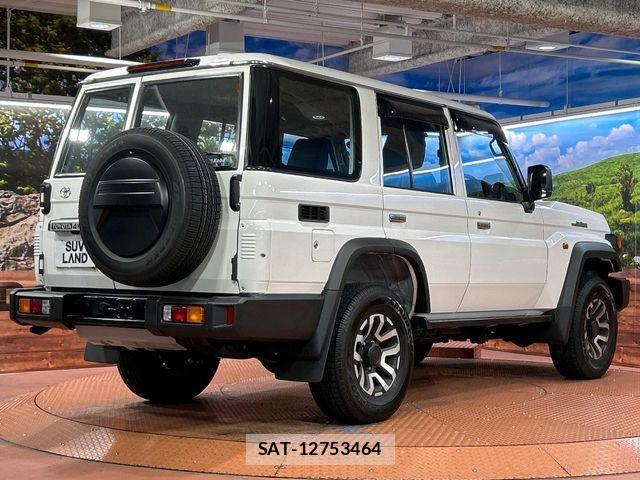 Toyota Land Cruiser 70 2025-09 6994681-16