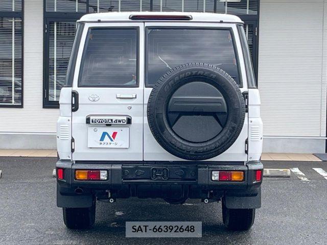 Toyota Land Cruiser 70 2025-09 6994719-15