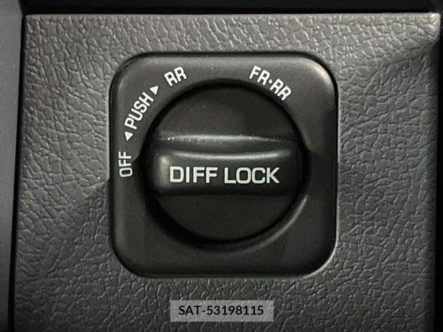 Toyota Land Cruiser 70 2024-03 7020710-6