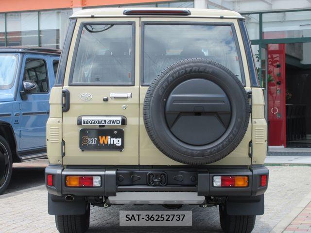 Toyota Land Cruiser 70 2024-02 7059102-10
