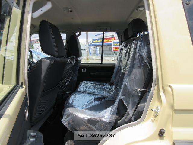 Toyota Land Cruiser 70 2024-02 7059102-15