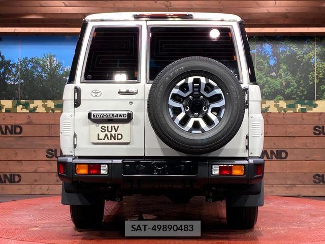 Toyota Land Cruiser 70 2025-08 7220523-14