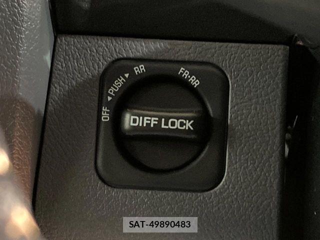 Toyota Land Cruiser 70 2025-08 7220523-6