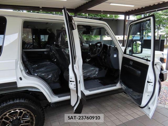 Toyota Land Cruiser 70 2024-08 7220517-15