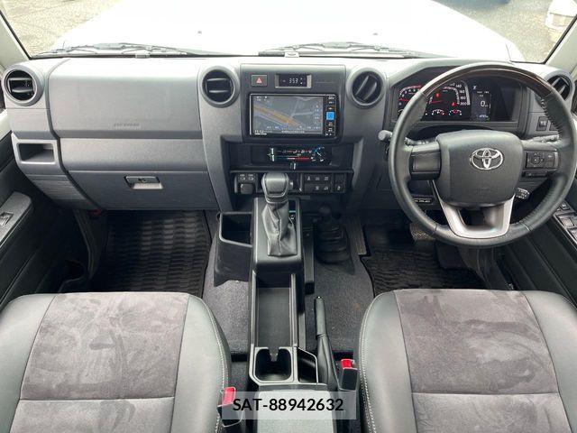 Toyota Land Cruiser 70 2024-05 7216457-1