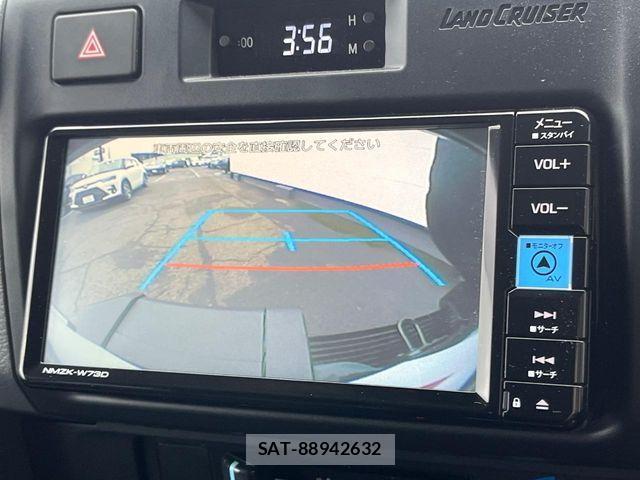Toyota Land Cruiser 70 2024-05 7216457-3