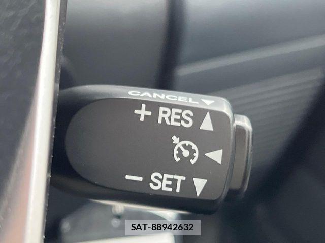 Toyota Land Cruiser 70 2024-05 7216457-4
