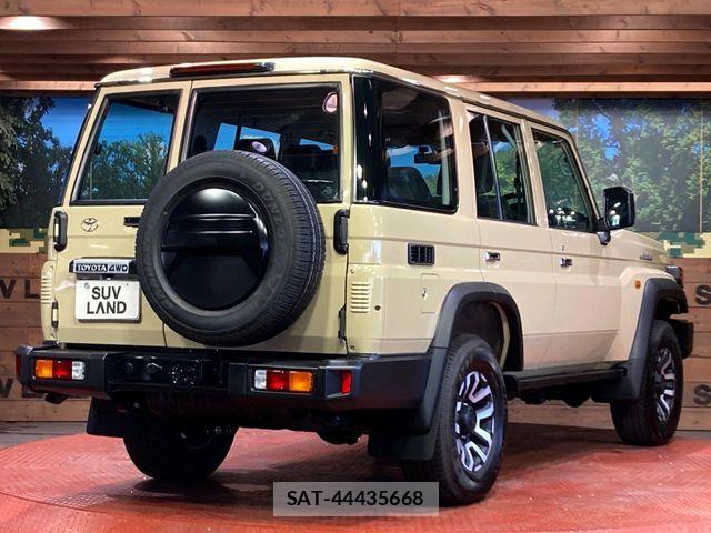 Toyota Land Cruiser 70 2025-05 7220521-16