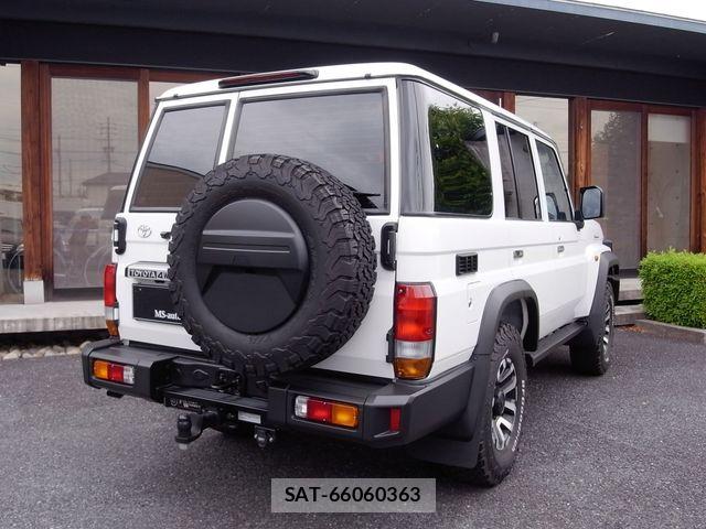 Toyota Land Cruiser 70 2024-01 7220522-1