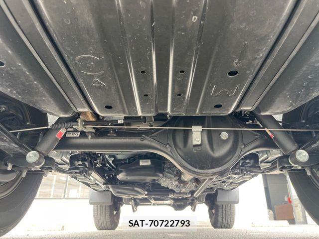 Toyota Land Cruiser 70 2025-04 7220519-18