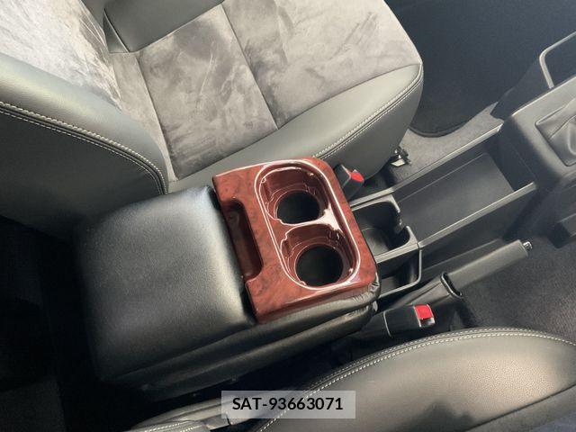 Toyota Land Cruiser 70 2024-01 7220515-5