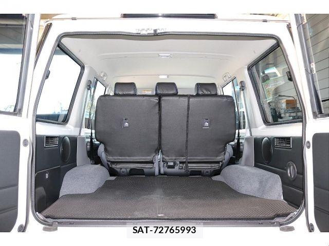 Toyota Land Cruiser 70 2024-01 7251215-15