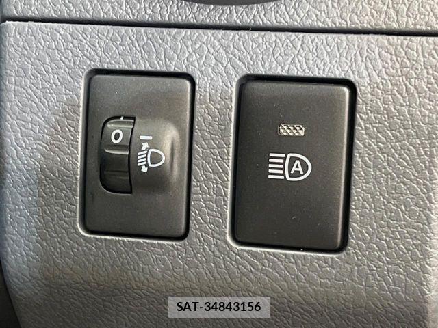 Toyota Land Cruiser 70 2024-01 7251213-7