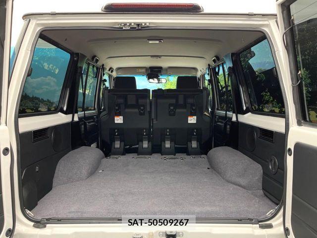 Toyota Land Cruiser 70 2024-02 7272157-10