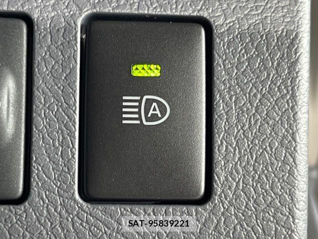 Toyota Land Cruiser 70 2024-03 7327822-6