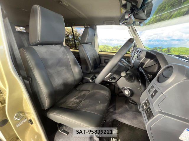 Toyota Land Cruiser 70 2024-03 7327822-7