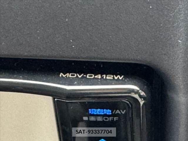Toyota Land Cruiser 70 2025-07 7327820-21