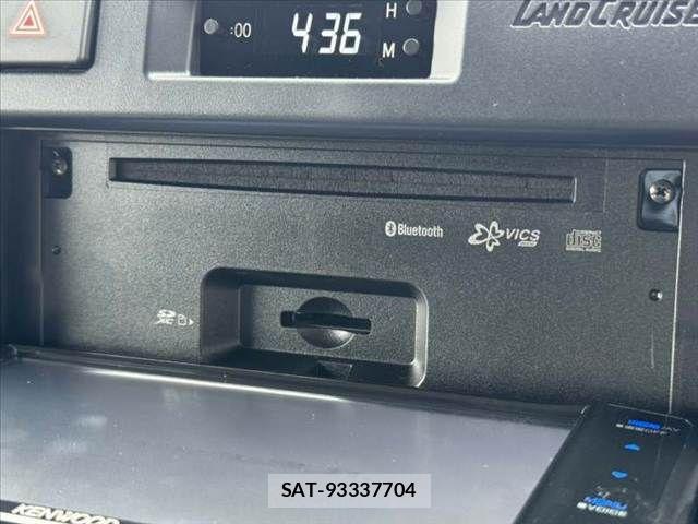 Toyota Land Cruiser 70 2025-07 7327820-22