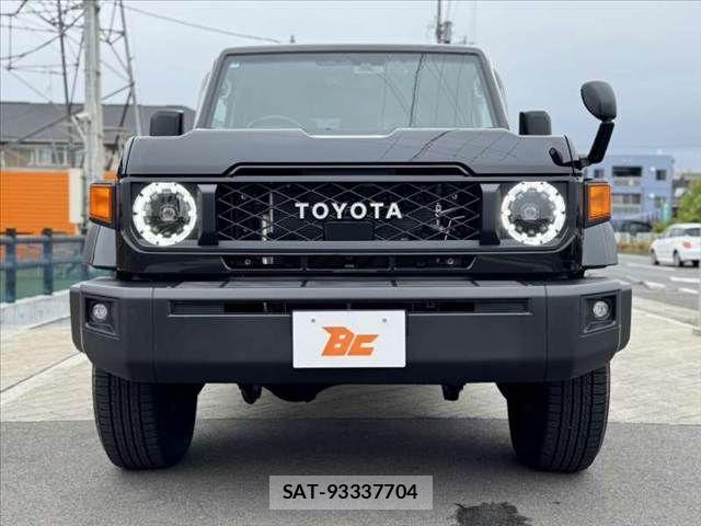 Toyota Land Cruiser 70 2025-07 7327820-8