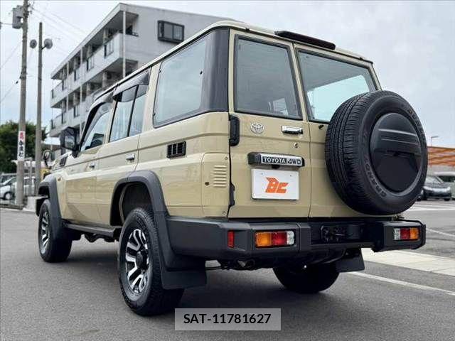 Toyota Land Cruiser 70 2024-02 7358343-12
