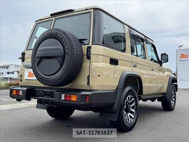 Toyota Land Cruiser 70 2024-02 7358343-14