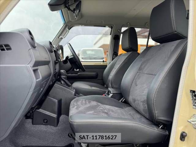 Toyota Land Cruiser 70 2024-02 7358343-16