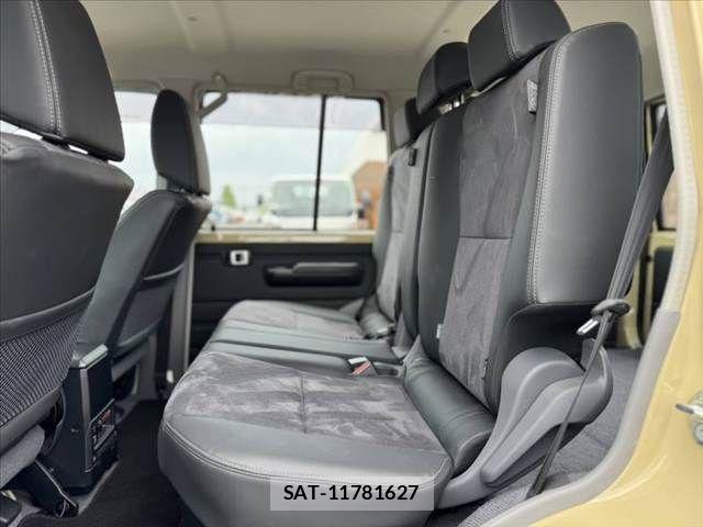Toyota Land Cruiser 70 2024-02 7358343-17