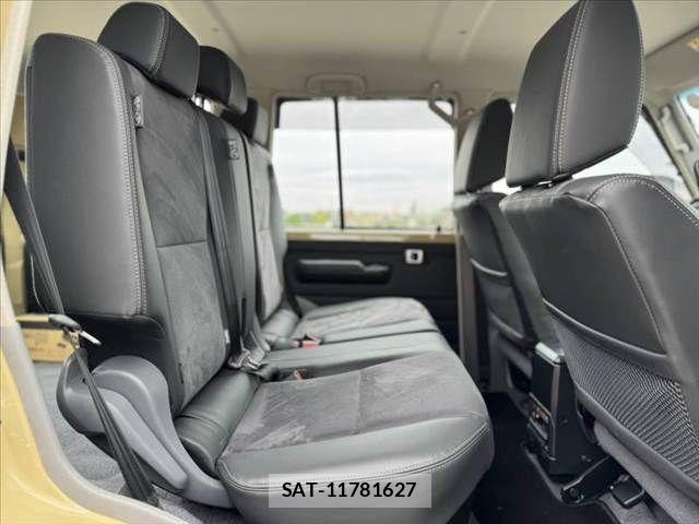 Toyota Land Cruiser 70 2024-02 7358343-18