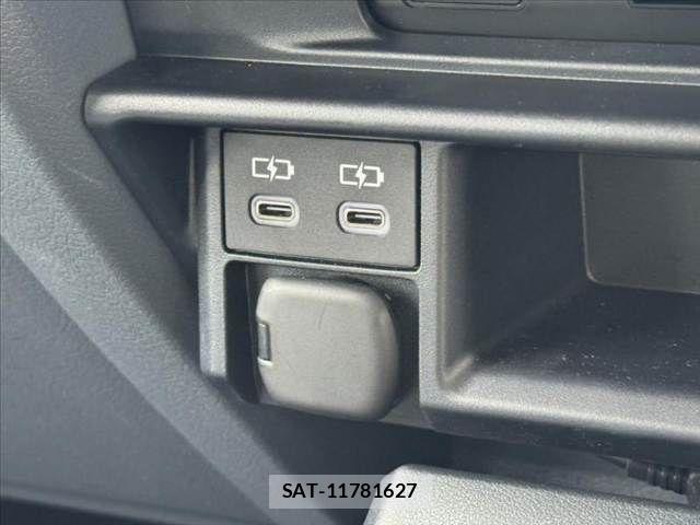 Toyota Land Cruiser 70 2024-02 7358343-25