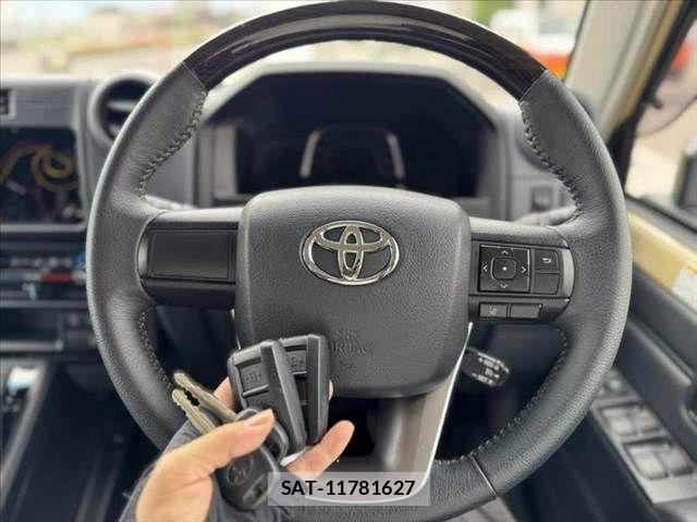 Toyota Land Cruiser 70 2024-02 7358343-2