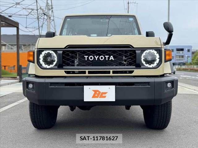 Toyota Land Cruiser 70 2024-02 7358343-8