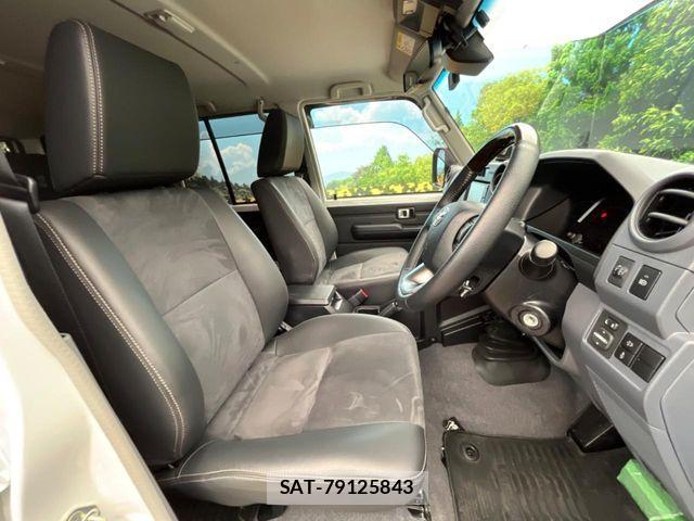 Toyota Land Cruiser 70 2024-04 7358349-6
