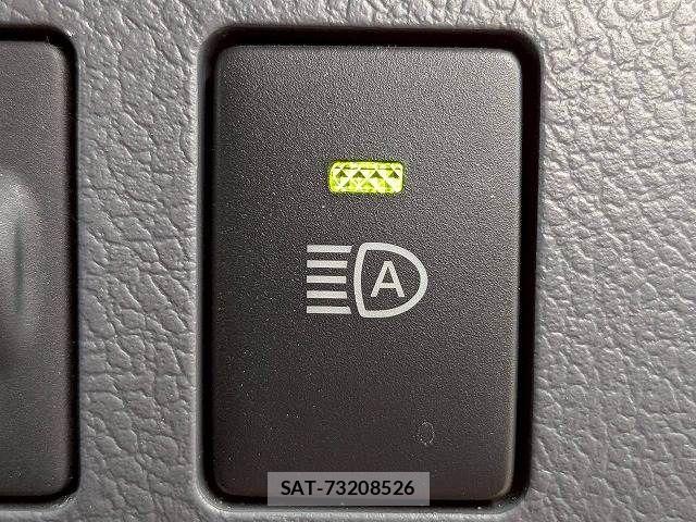 Toyota Land Cruiser 70 2024-05 7358346-9