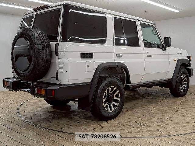 Toyota Land Cruiser 70 2024-05 7358346-15