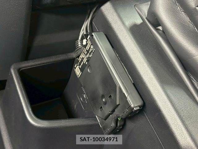 Toyota Land Cruiser 70 2024-06 7358345-10