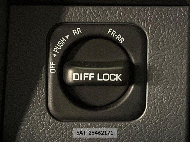 Toyota Land Cruiser 70 2025-07 7358342-8