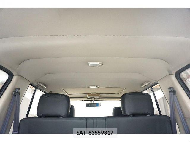 Toyota Land Cruiser 70 1992-01 7455226-9