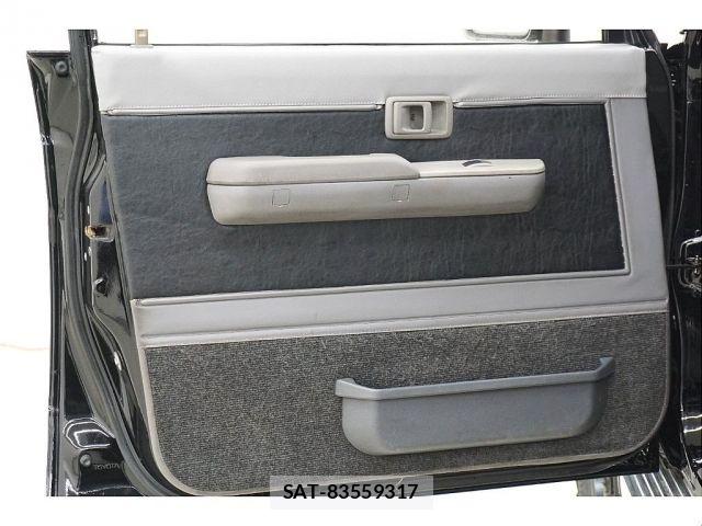 Toyota Land Cruiser 70 1992-01 7455226-13