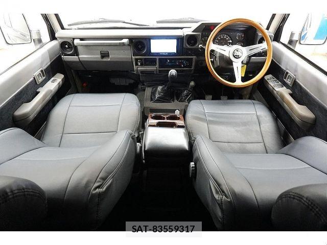 Toyota Land Cruiser 70 1992-01 7455226-1