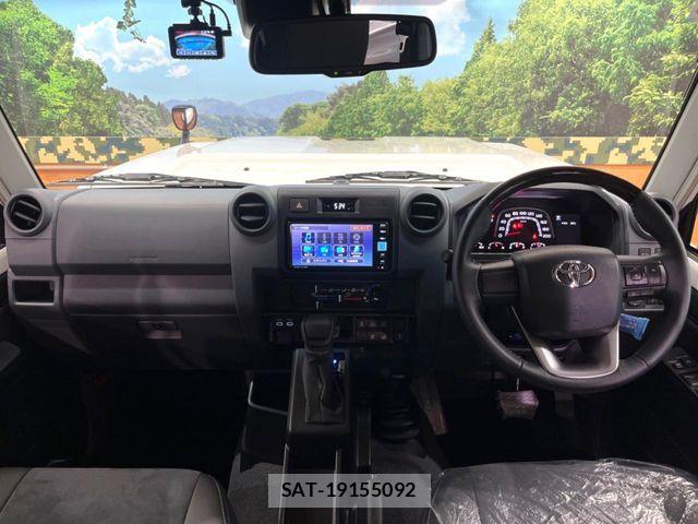 Toyota Land Cruiser 70 2025-03 7501148-1