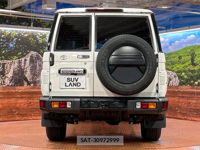 Toyota Land Cruiser 70 2024-04 7617437-14