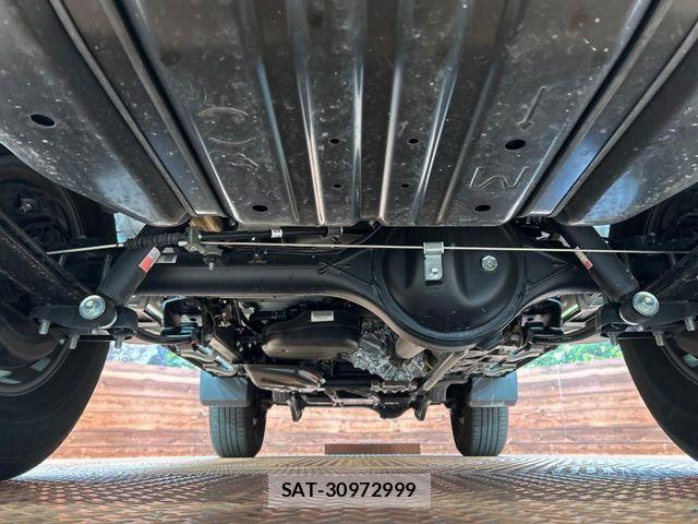 Toyota Land Cruiser 70 2024-04 7617437-18