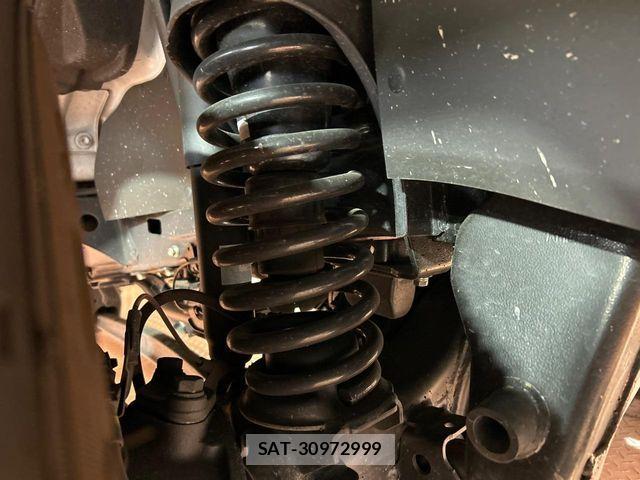 Toyota Land Cruiser 70 2024-04 7617437-19