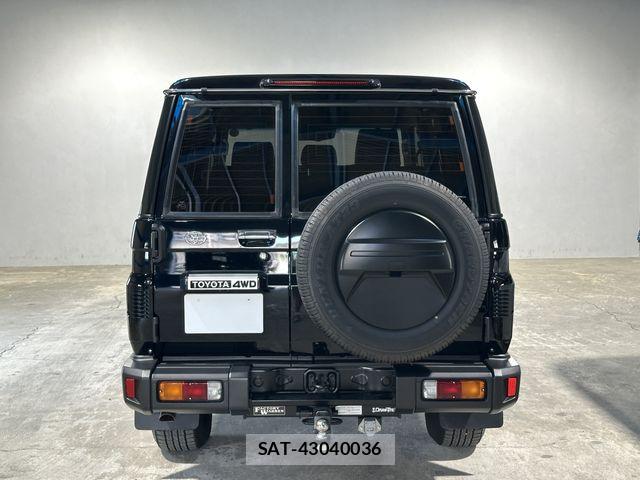 Toyota Land Cruiser 70 2025-05 7617441-5
